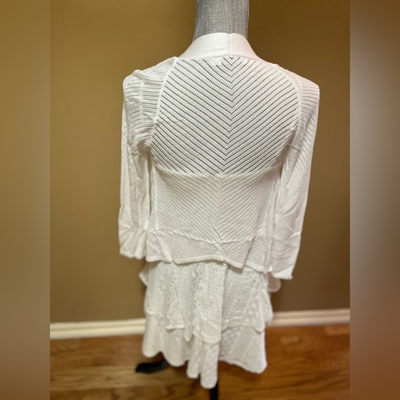 Le Chateau Dress - Picture 5 of 11